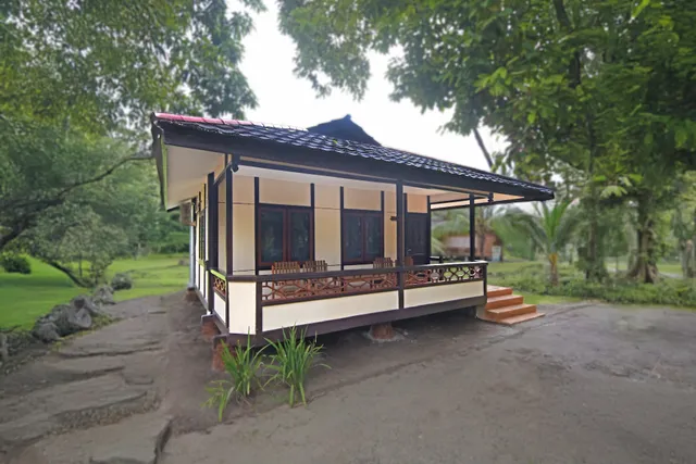 Daloha Beach & Dive Resort Morotai