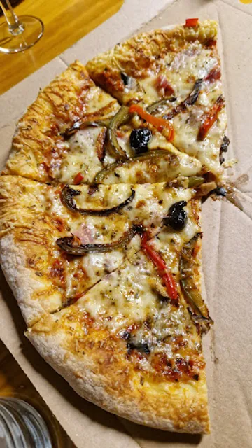 Saveurs Pizza