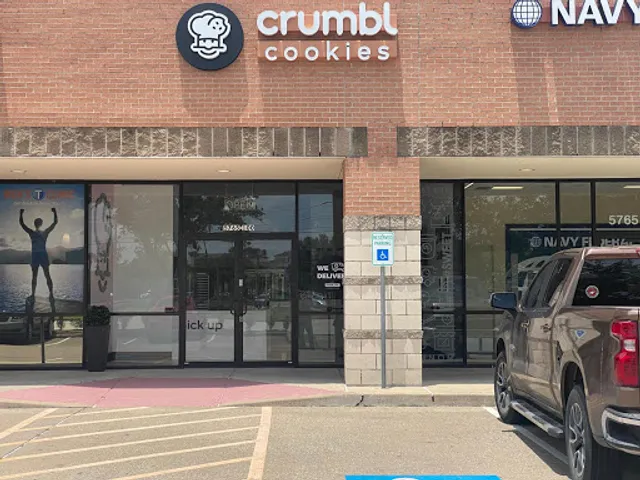 Crumbl - Pasadena