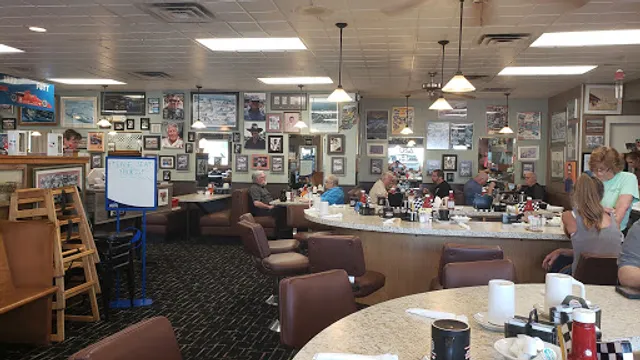 Charlie Browns Pancake & Steak House