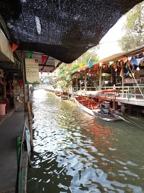 ตลาดน้ำคลองลัดมะยม โซน 4