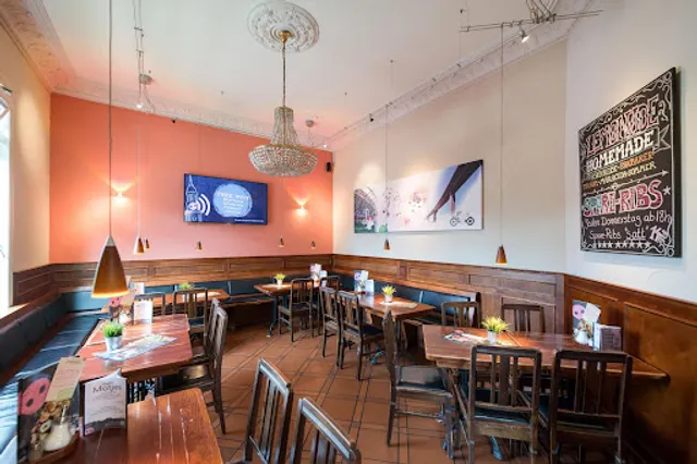 Schweinske Restaurant in Hamburg Bahrenfeld - Schnitzel, Burger & Frühstück