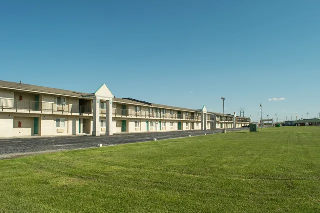 Regency Inn Perrysburg