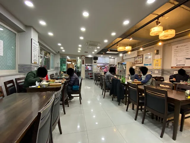 Nakyoung Tsimgalbi (Stewed Ribs)