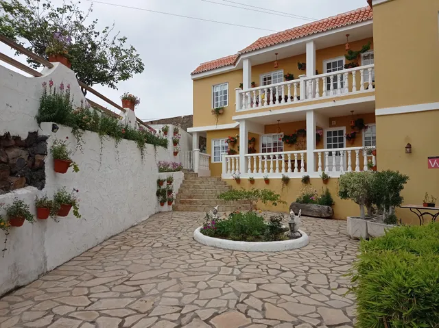 Apartamentos La Granja