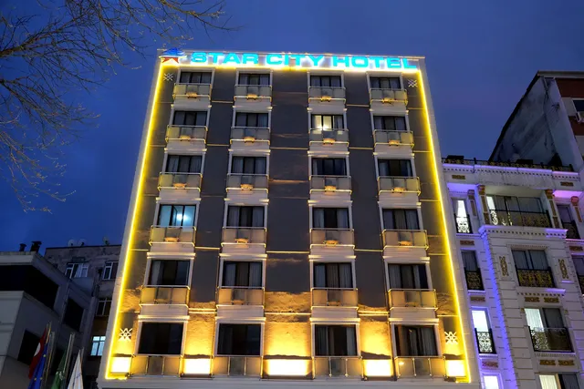 Star City Hotel