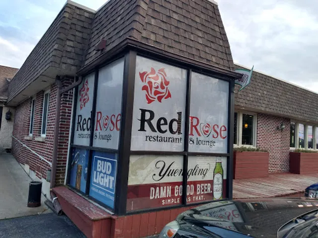 Red Rose Restaurant & Lounge