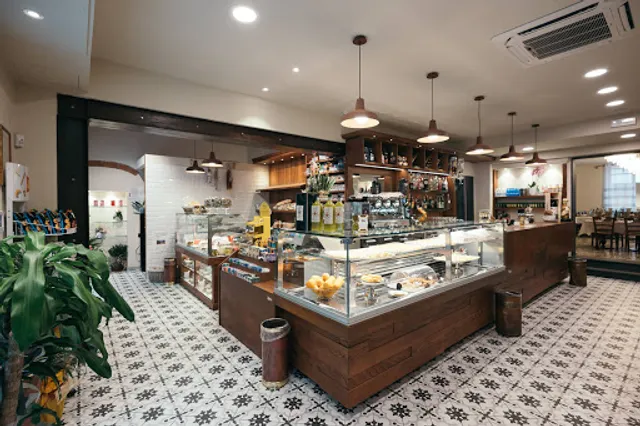 Old Bar Cafeteria La Foresta