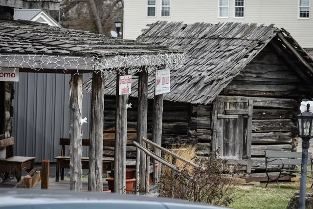 The Cabin of Old Town Artisan Gallery