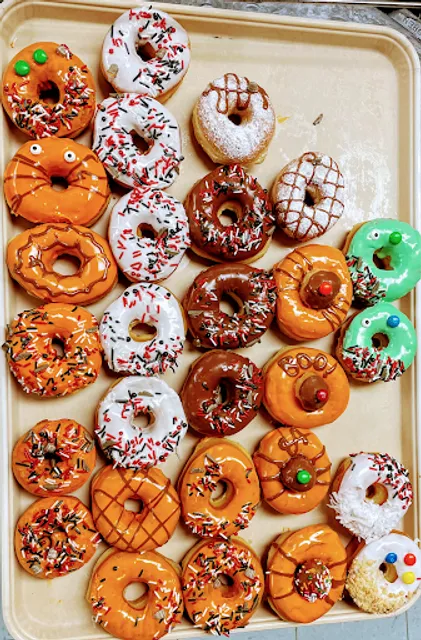 Max Donuts