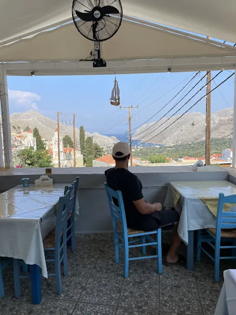 Taverna Zoe | Traditional Symiot Cuisine