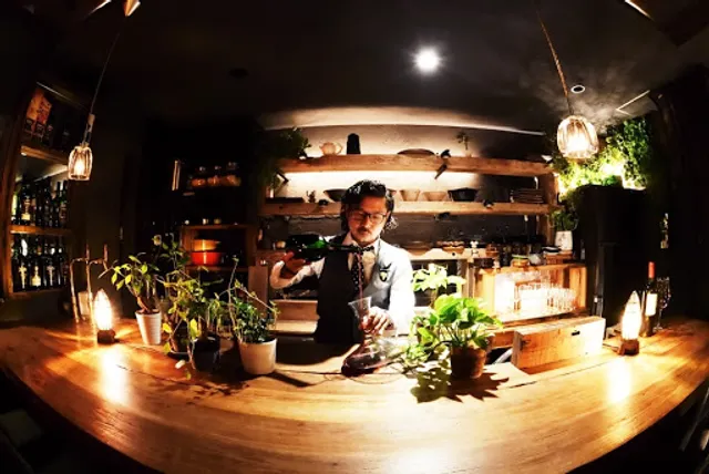 鹿肉とワイン otello