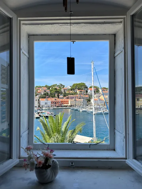 Lasta - kuća za goste i prijatelje