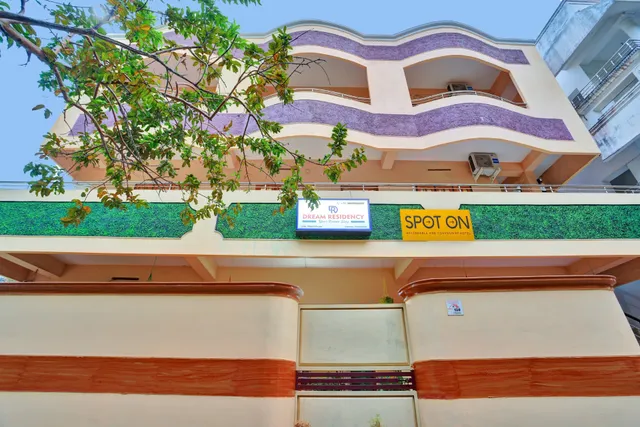 SPOT ON Dreams Residency