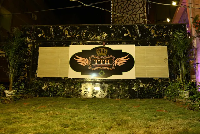 THE TRIUMPH HOTEL, Rooms/Restaurant/Banquet