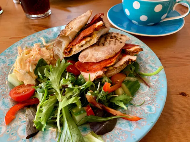 Curiosity Corner Cafè