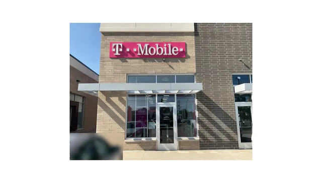 T-Mobile Authorized Retailer