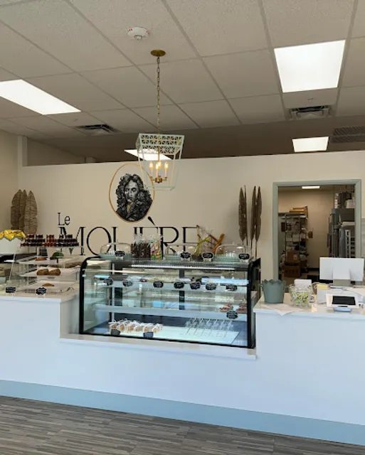 Le Molière French Café, Bakery & Deli
