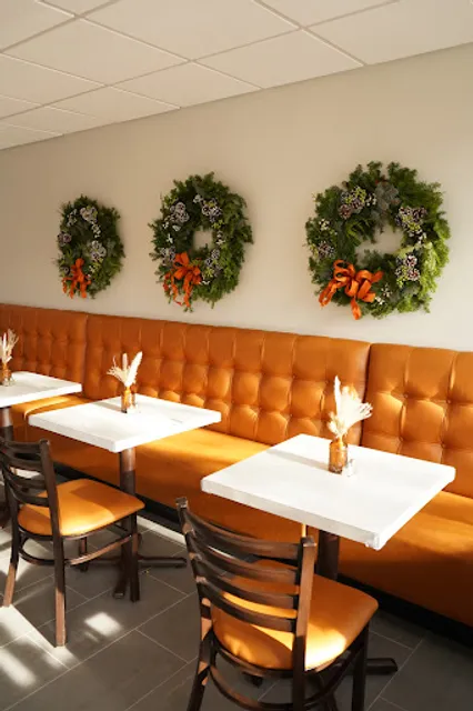 The Bees Knees Bistro