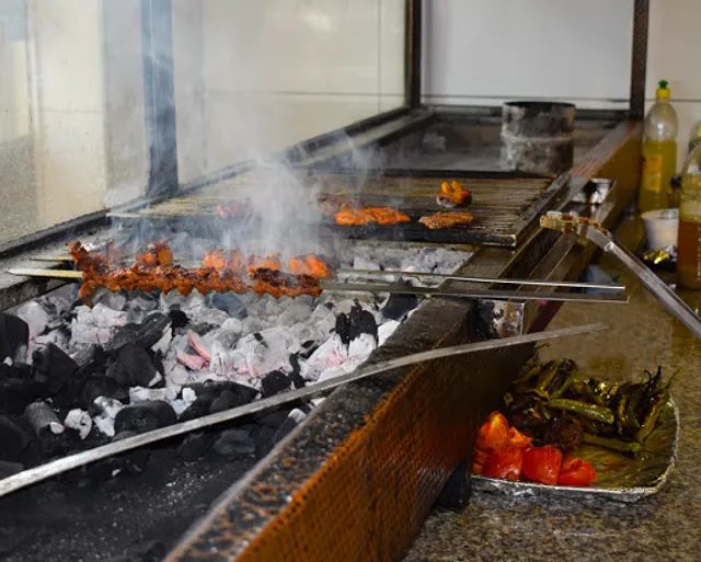 Yee Doy Döner & Grillgerichte Köln Kalk