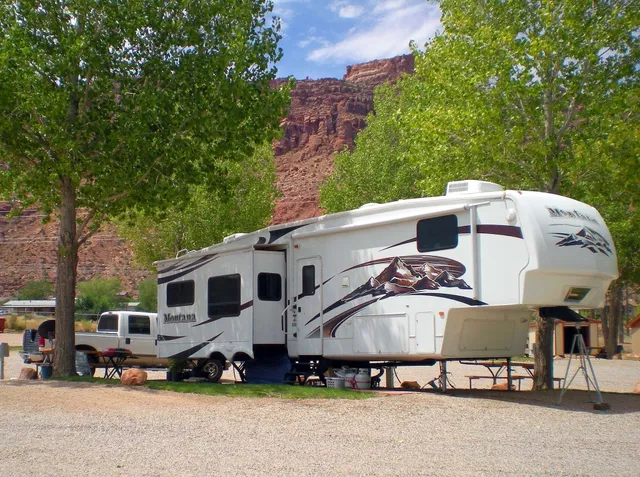 Spanish Trail RV Park Inc