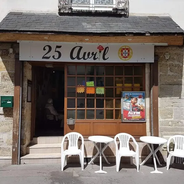 25 AVRIL Café Portugais