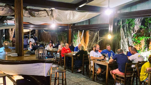 Blue Bandit - Il Galeone dei Pirati Pescatori