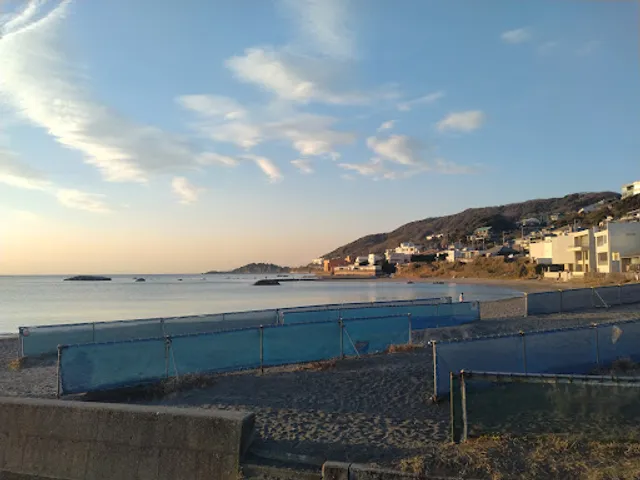 Kuruwa Beach 5$ (クルワ・ビーチ・ファイブ・ドル)