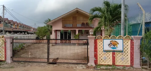 Homestay & Roomstay DHiburan