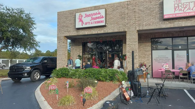 Jeanne's Jewels & Fashions Etc.