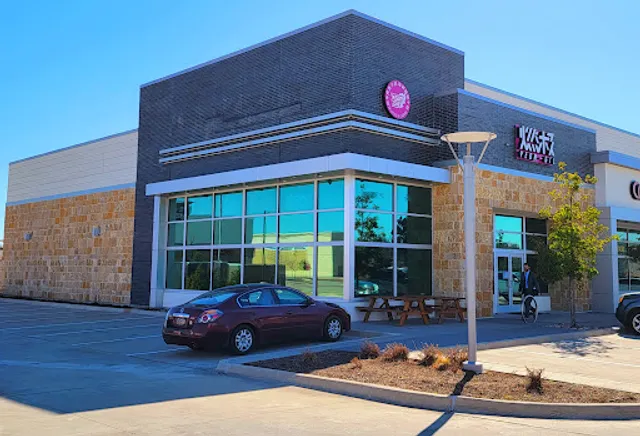 FINE ASIAN & FULL BAR