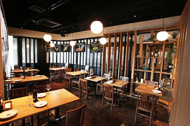 PIZZA SALVATORE CUOMO 明大前