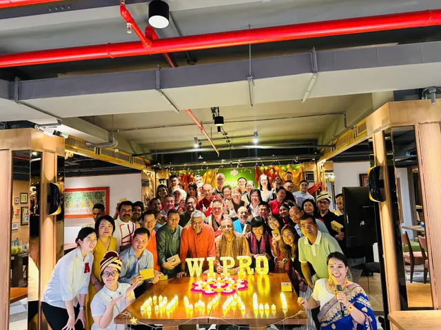 Dahi Handi Vista Indian Restaurant