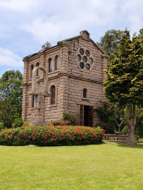 Sabiá Laranjeira | Eventos | Hospedagem