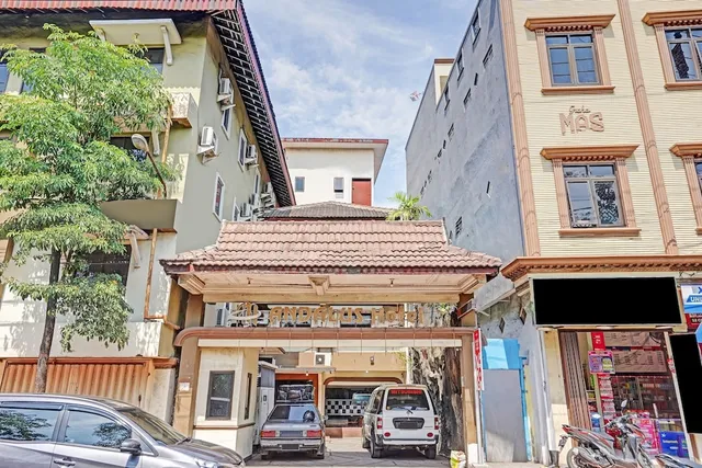 D’Hans Hotel Syariah RedPartner near Wisata Religi Sunan Ampel Surabaya