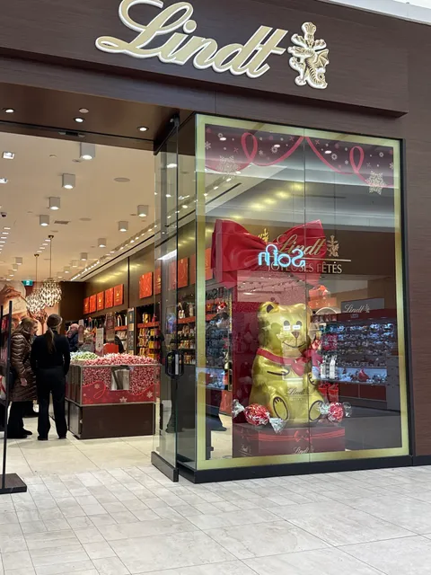 Lindt Chocolate Shop - D'Anjou