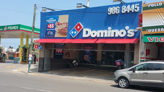 Domino's Río Medio