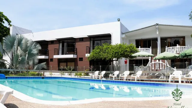 Hotel en Melgar | Restaurante Melgar I Hotel Versalles