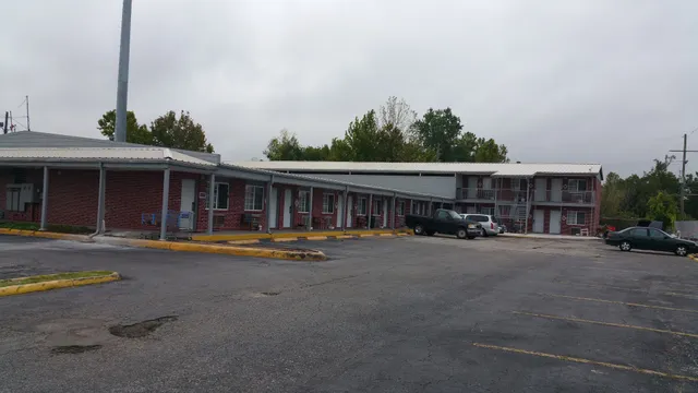 Ameristay Inn & Suites