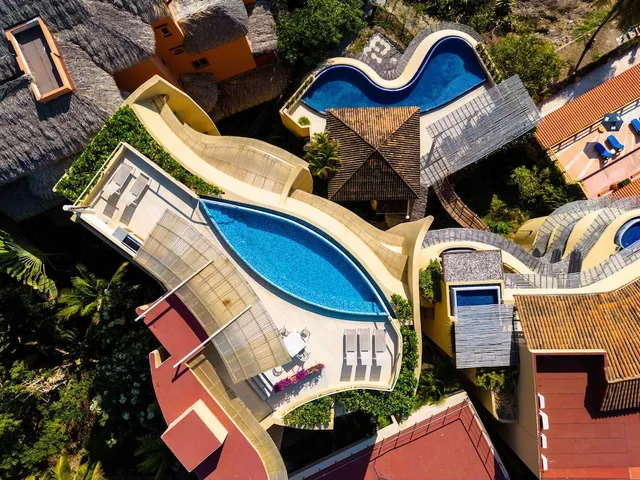 Kau Kan Villas by Tasman