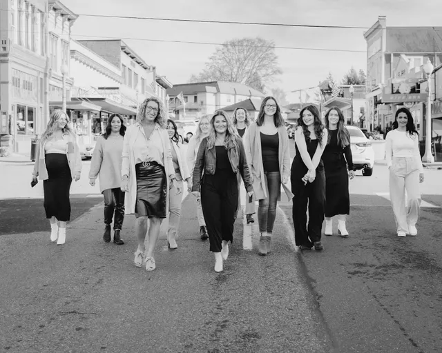 The Vault Hair Lounge - Snohomish