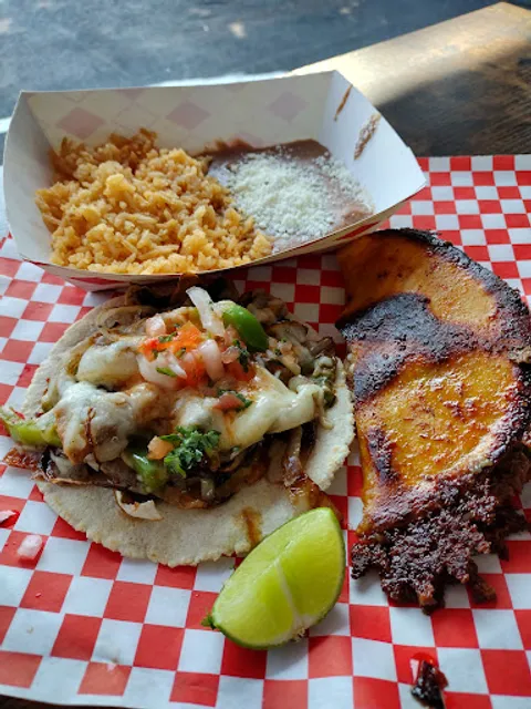CARINOS CORNER TAQUERIA