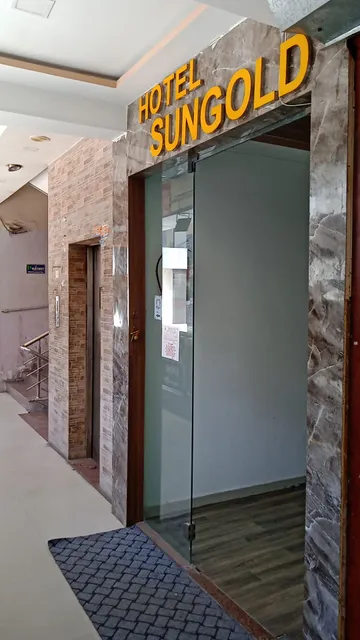 OYO 84426 Hotel Sungold