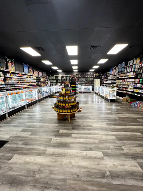 Tobacco King and Vape