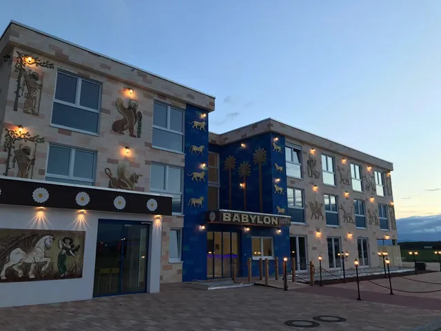 Hotel Babylon