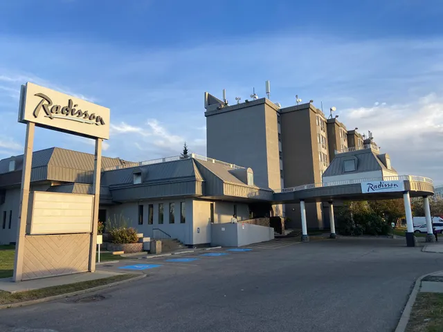 Radisson Hotel & Conference Centre West Edmonton