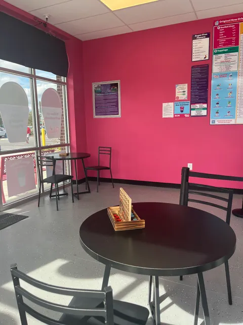 Pelican's SnoBalls Winterville