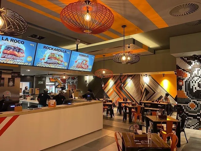 RocoMamas Pavillion - Halaal