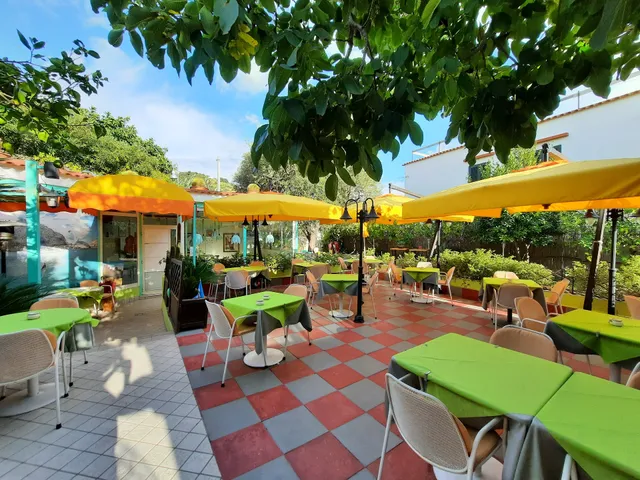 Hotel - Ristorante La Rondinella Di Mendella Ida