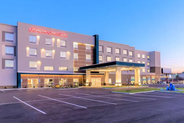 Hampton Inn Suites Cincinnati West